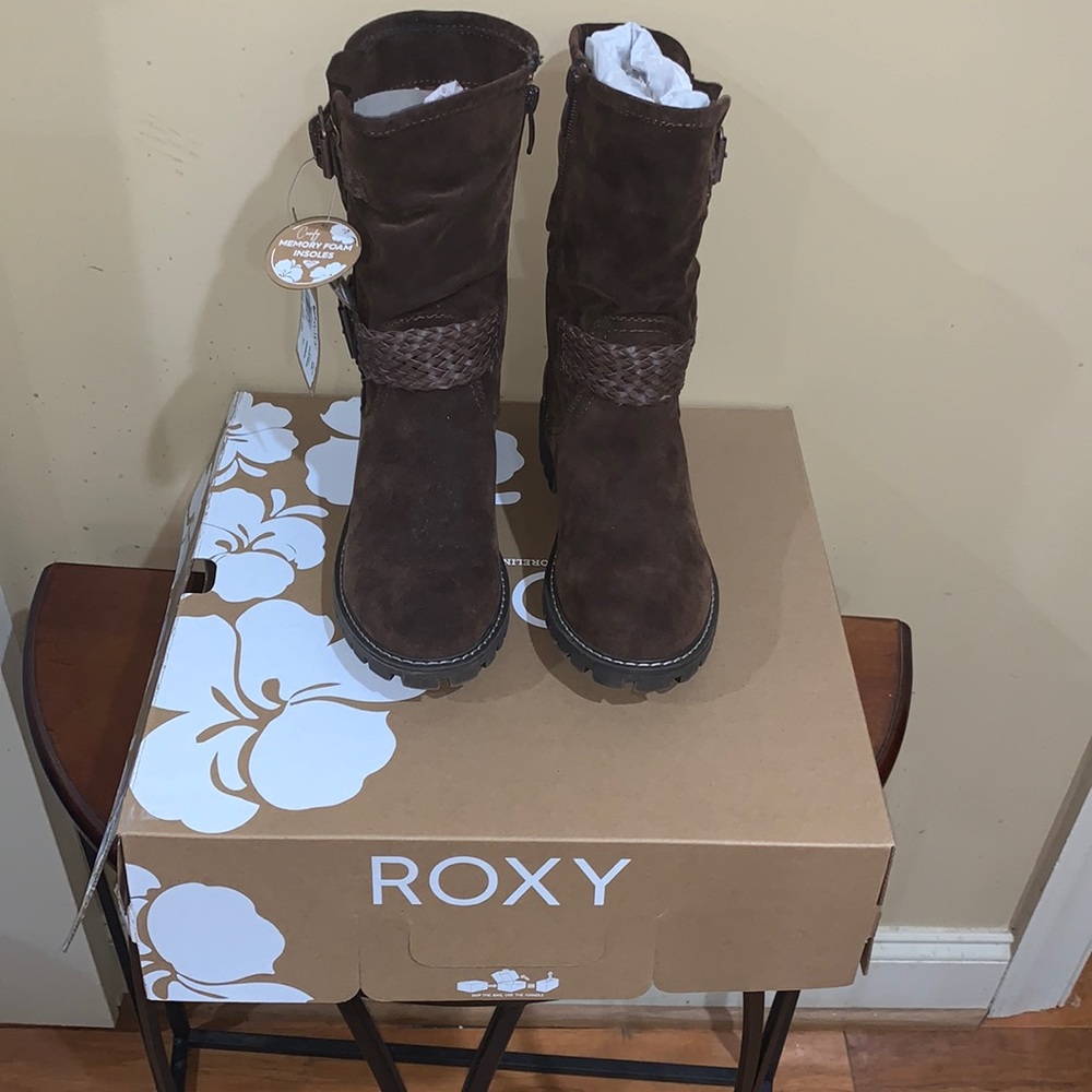 Roxy Brown McGraw Boots